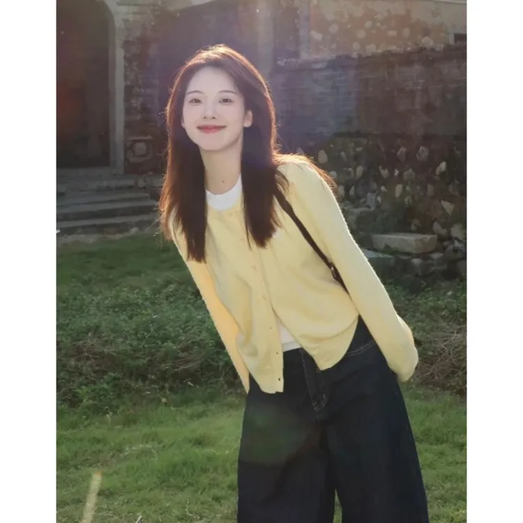 奶黄色假两件针织开衫上衣女早春韩系穿搭高级感小众百搭长袖毛衣