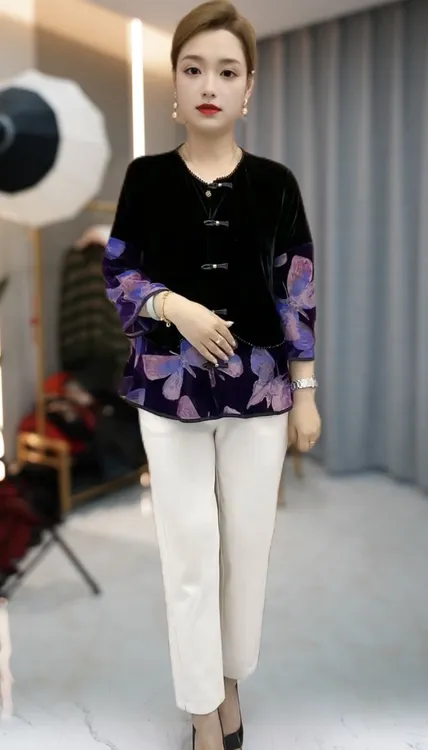 圆领休闲风时尚1g薄款中老年女装复古盘扣显瘦提花洋气