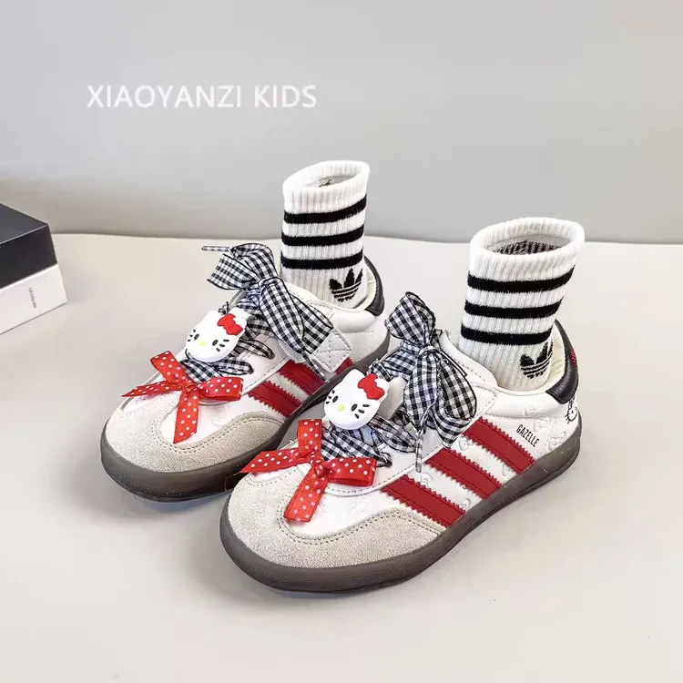 小黄鸭儿童德训鞋秋款男女童红色板鞋韩版运动鞋中大童多色休闲鞋