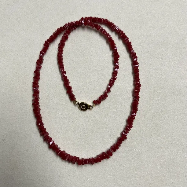 天然科西卡珊瑚牛血色随形项链