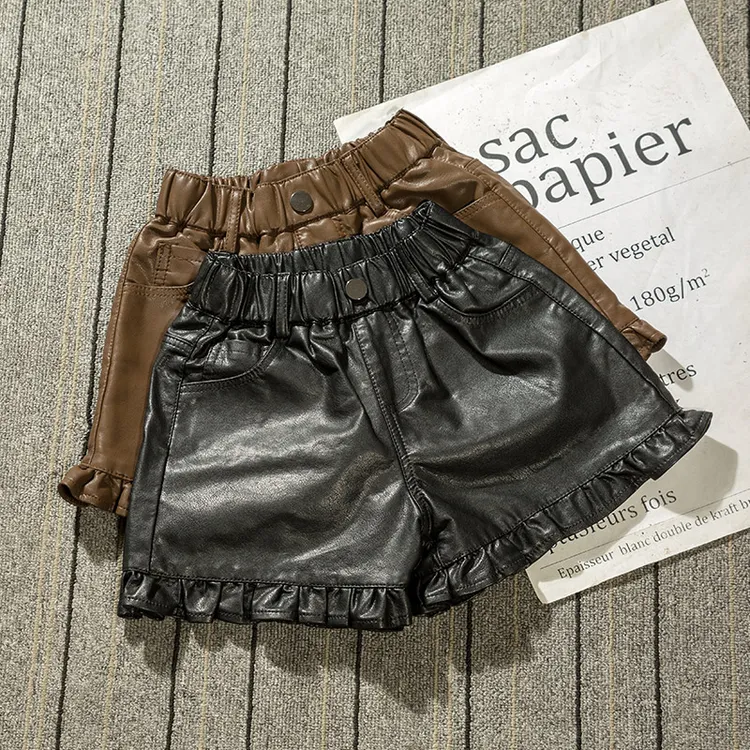 女童短裤皮裤外穿百搭2025新款春秋装洋气宝宝pu皮儿童裤子木耳边