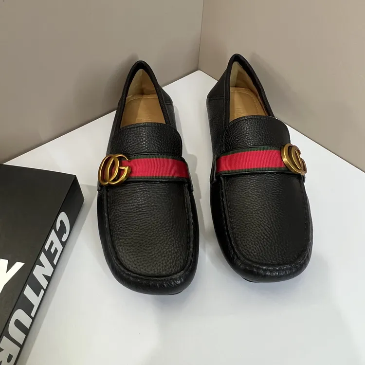 2025男士百搭黑色经典真皮豆豆鞋商务英伦风平底休闲乐福鞋