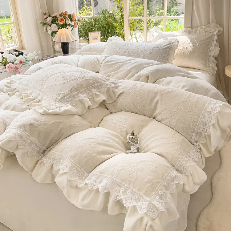 秋冬新款法式立体浮雕韩版蕾丝花边款加厚牛奶绒双面加大四件套