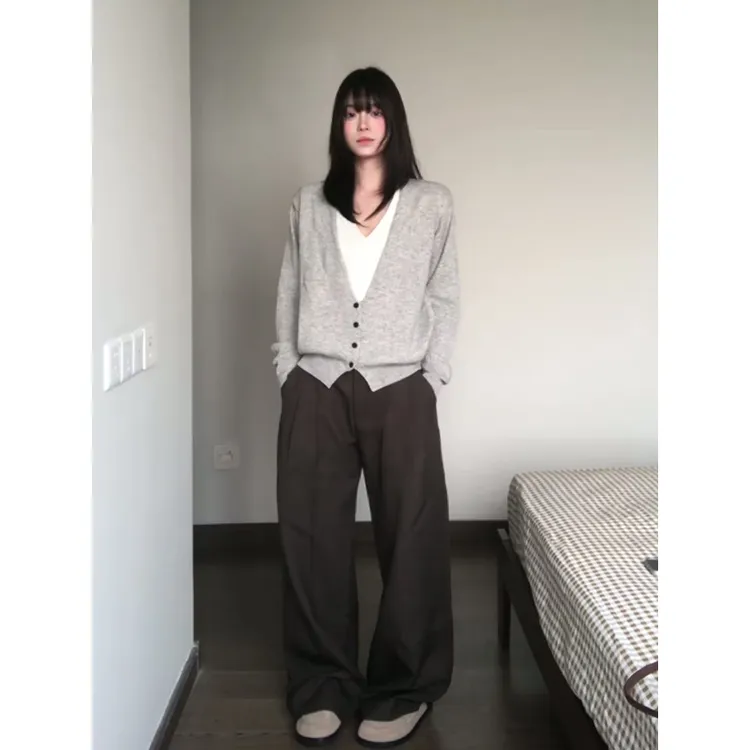 2025早秋新款女韩系穿搭修身假两件V领上衣气质高腰显瘦阔腿长裤