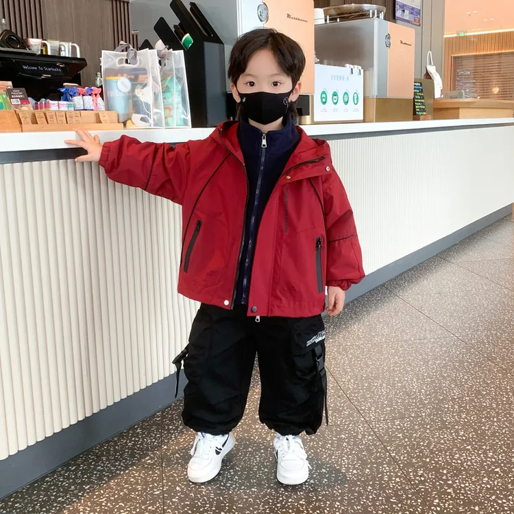 儿童冲锋衣2025新款男童秋装外套潮酷帅气小男孩秋冬季三合一上衣