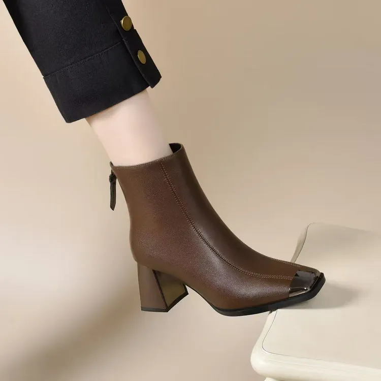 秋冬新款真皮短靴方头加绒中跟裸靴4公分牛皮马丁靴气质妈妈靴子