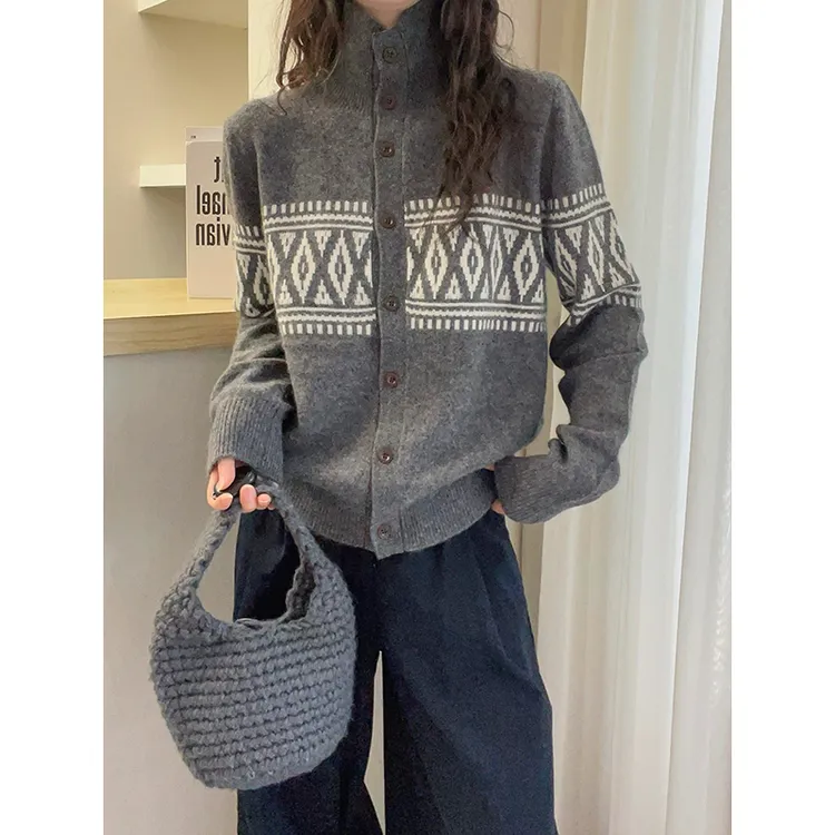 复古提花设计感高领毛衣外套女秋冬新款胖mm宽松显瘦百搭针织开衫