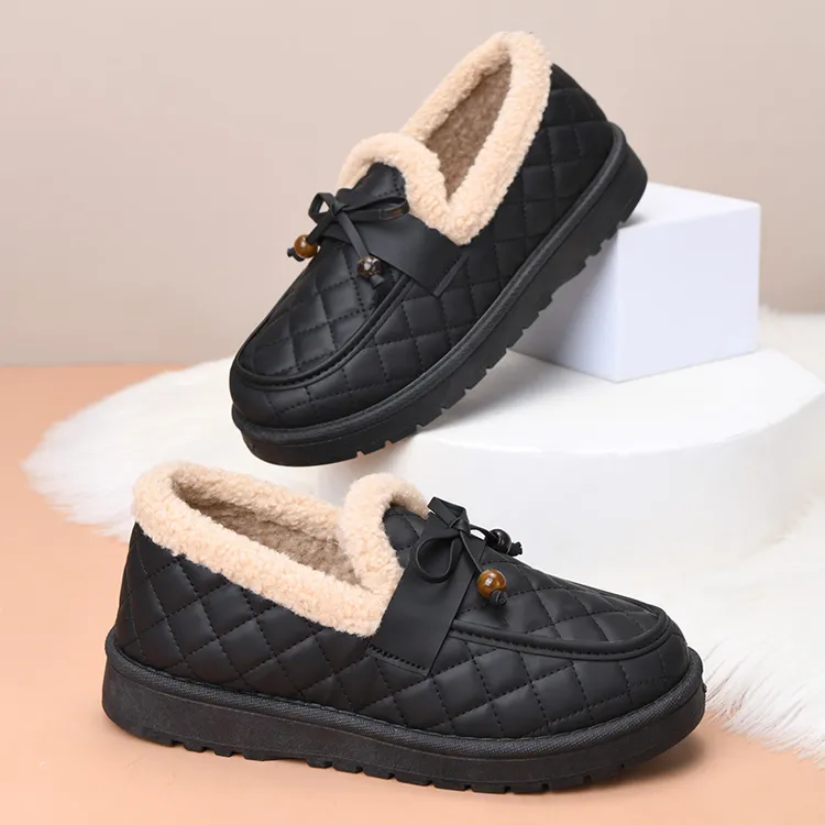 冬季休闲风一脚蹬低跟女短靴防水软底保暖妈妈鞋防滑平底老人棉鞋