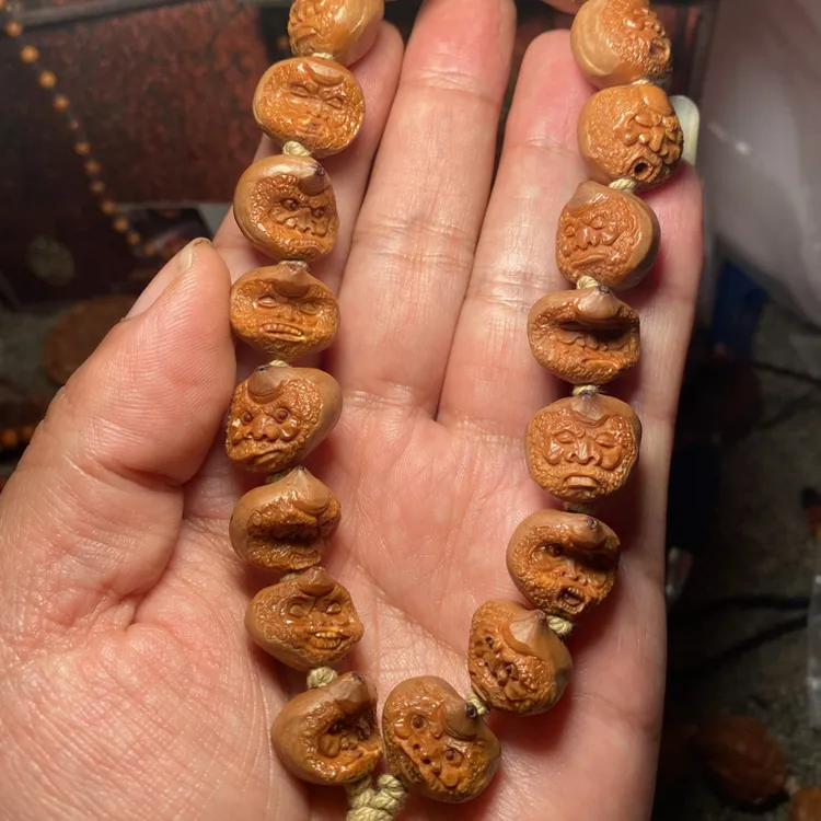 苏工核雕，纯手工异型怪脸百态达摩，孤品，铁核个性好玩，漂亮