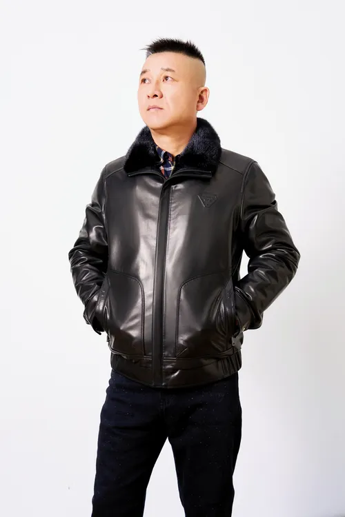 2025男士休闲短款毛领秋冬季保暖山羊皮皮衣冬款立领翻领男款真皮