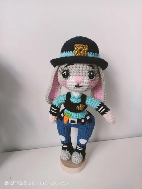 疯狂动物城朱迪兔子警官尼克狐钩织成品玩偶钥匙扣挂件摆件