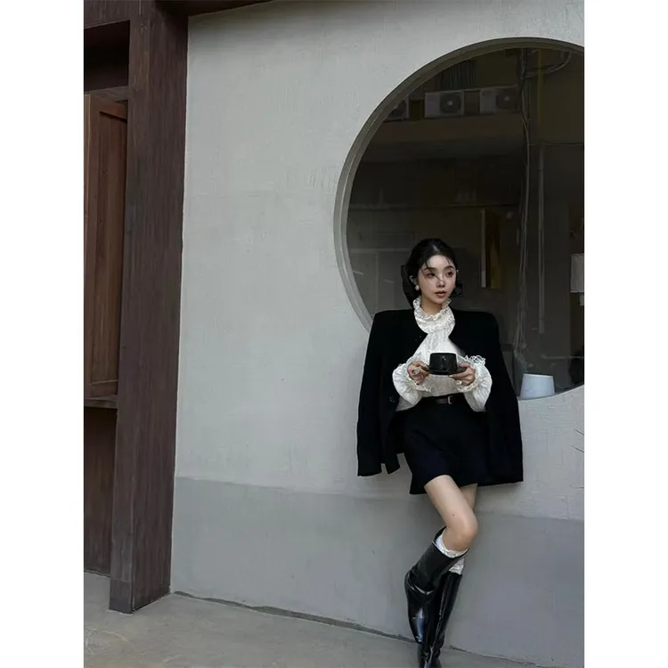 小香风套装韩系赫本风黑色外套短裤高级感小洋装女两件套冬季新款