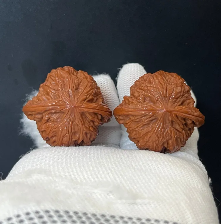 文玩核桃把件纯手盘高瓷度包浆红透磨盘乾隆正磨尺寸40