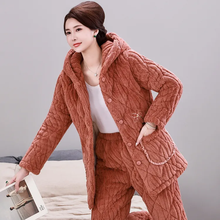 连帽睡衣女秋冬季加厚加绒妈妈中老年三层夹棉珊瑚绒保暖套装冬款