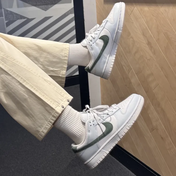  男子 NIKE SE DUNK LOW低帮板鞋IM3371-030