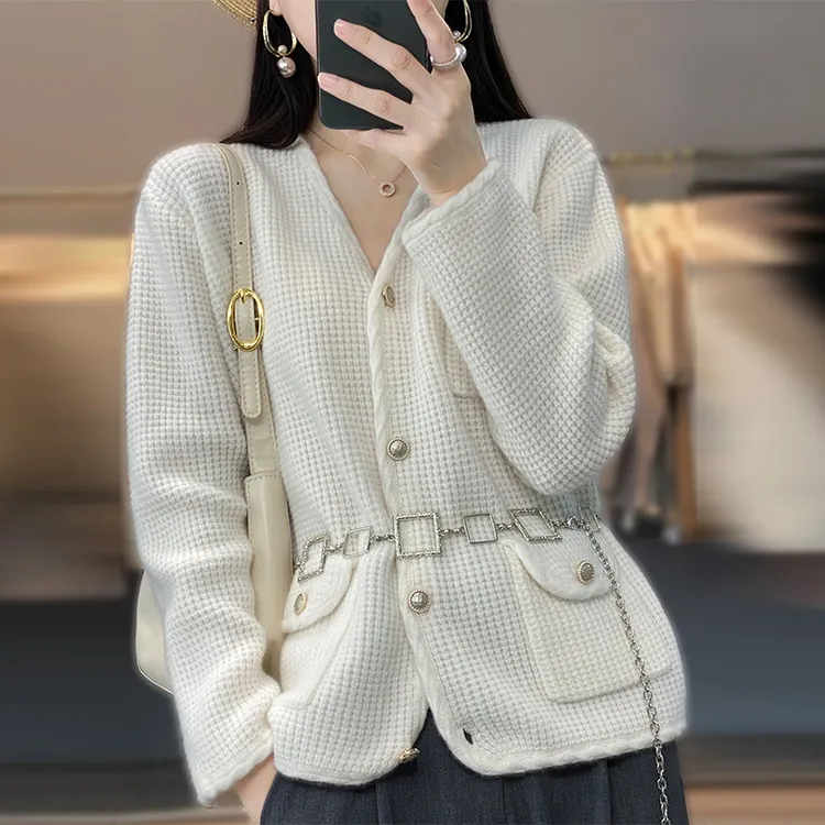 2025秋冬V领100%纯羊毛开衫女小香风宽松毛衣外套