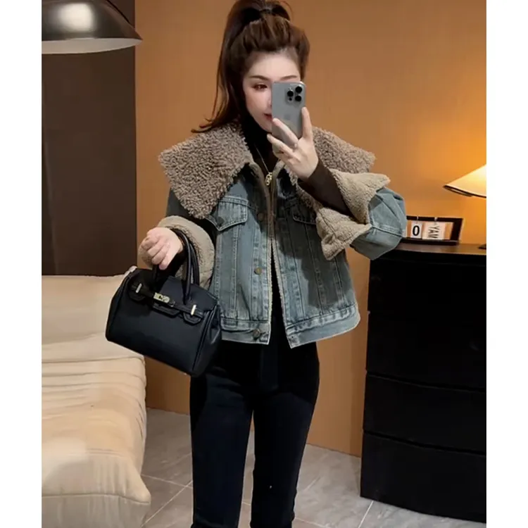 网红时尚复古宽松大翻领牛仔外套女2025冬季新款保暖加绒百搭上衣