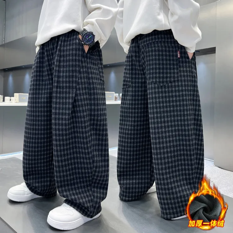 男童秋冬款运动裤2026中大童秋季儿童卫裤时尚休闲一体绒宽松洋气