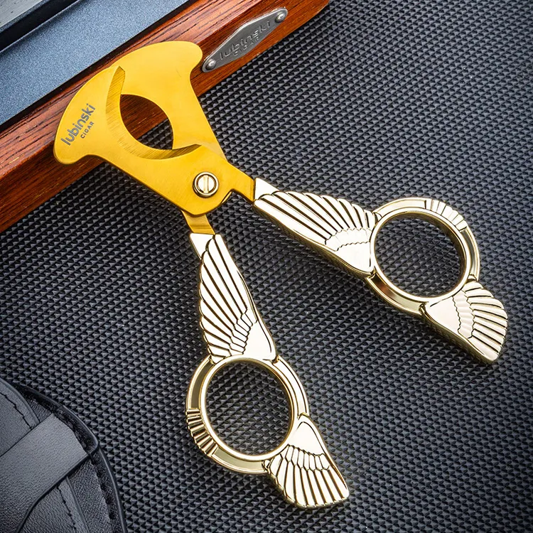 创意飞翼手柄雪茄剪刀锋利顺滑不锈钢剪烟器大口径切割配保护皮套