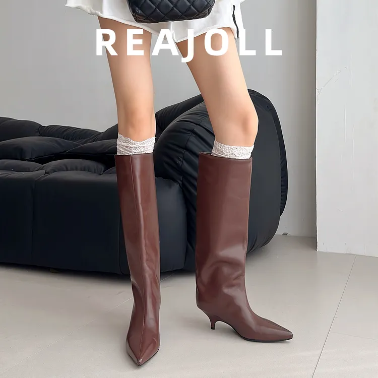 长筒靴子女2025秋冬新款法式尖头宽筒猫跟欧美显瘦不过膝高筒长靴