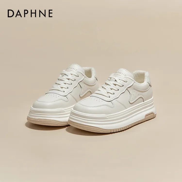 达芙妮厚底百搭小白鞋女2026年秋冬季新款潮流板鞋休闲加绒运动鞋