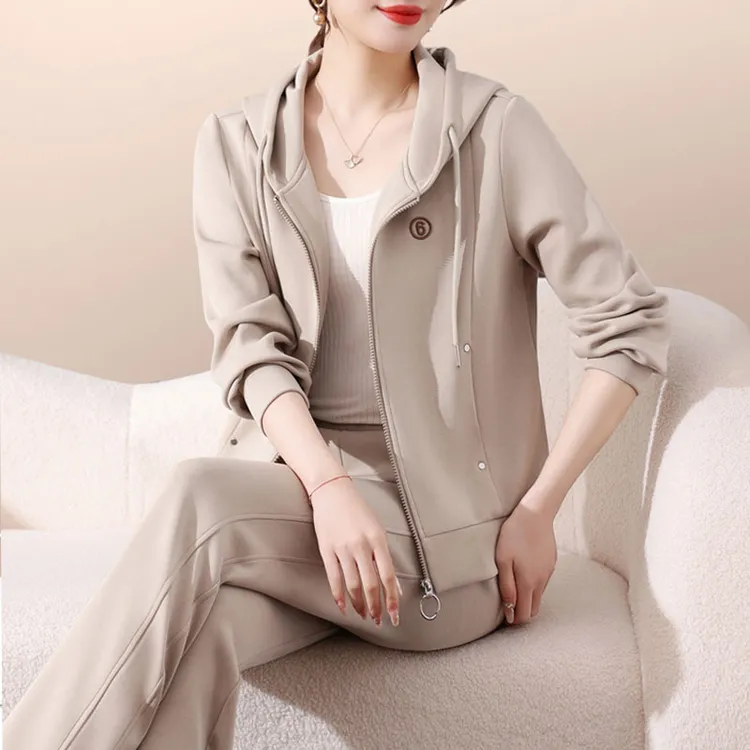 春秋季休闲套装女2025新款时尚洋气质妈妈户外运动连帽跑步两件套
