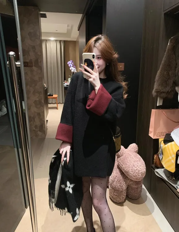 冬季新款氛围感新年穿搭毛衣女减龄百搭慵懒风显瘦时髦针织长袖