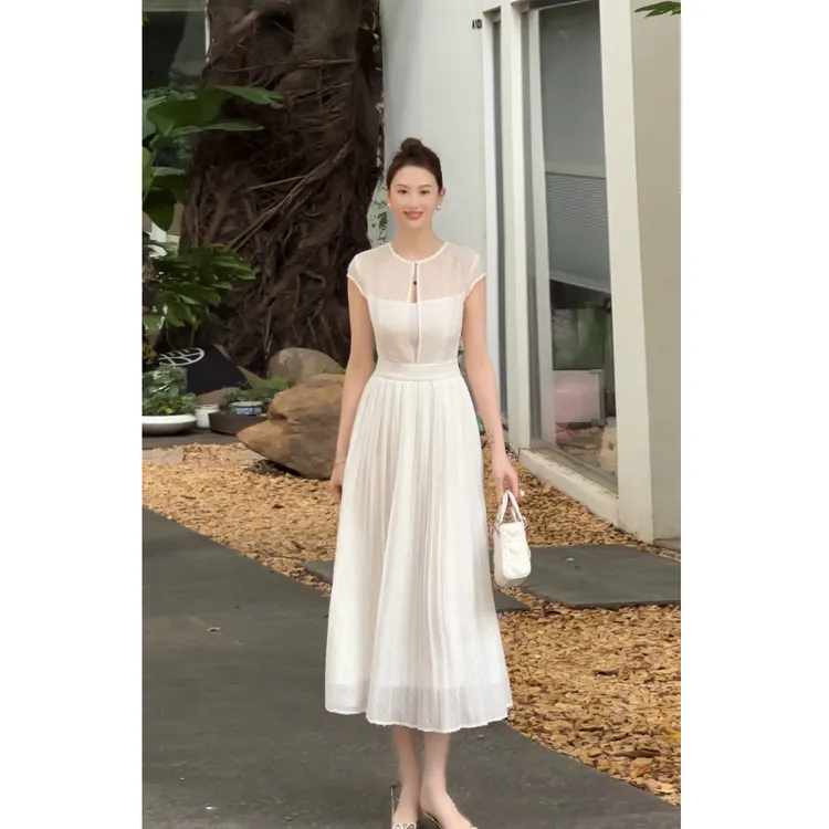 现货【珍妮花园】法式高级感显瘦网纱吊带连衣裙LZ1983