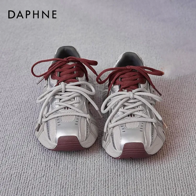 达芙妮银红色厚底老爹鞋女2025春季款金属休闲运动鞋复古安克拉-x