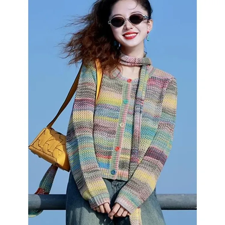哥弟阿玛施正2025秋冬季新款时尚气质多巴胺针织开衫外套女装上衣