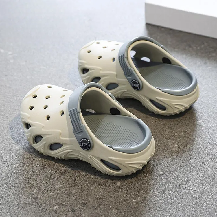 儿童洞洞鞋男童拖鞋2025夏季新款防滑软底卡通沙滩鞋男孩凉鞋防臭