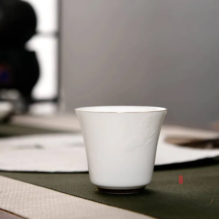 隐雕工艺迷你简约反口杯陶瓷大号手工功夫茶具品茗杯高档白瓷家用