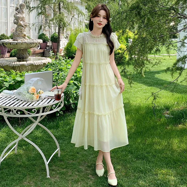 夏季法式波西米亚风飞飞袖白色轻奢公主风长裙温柔甜美收腰连衣裙