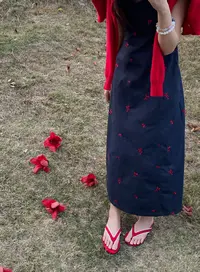 M 6088-1 夹趾超软蕾丝人字拖女2025年新款夏季碎花度假风沙滩鞋