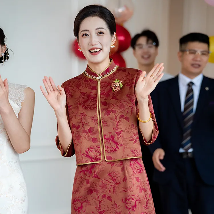 10月份结婚喜婆婆喜妈妈婚宴装2025新款秋装婚礼服装婚庆订婚旗袍