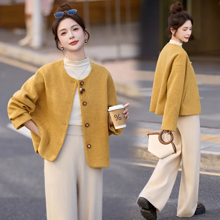 小香风毛呢外套女短款小个子2025年秋冬新款时髦洋气宽松呢子大衣