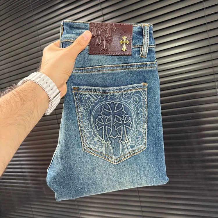 秋冬新款修身小直筒牛仔裤-6570