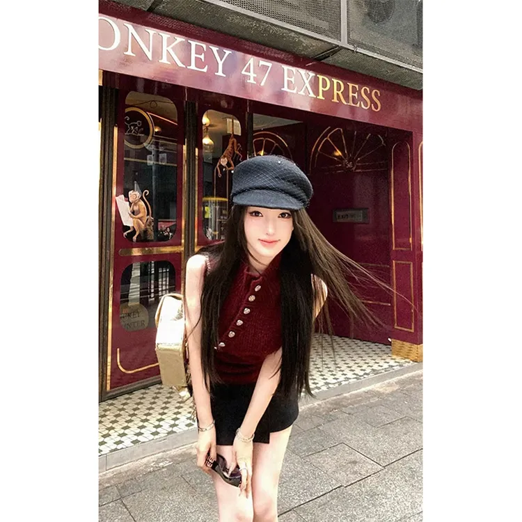 2025春季新款纯欲甜美风立领无袖针织上衣女配高腰显瘦短裙