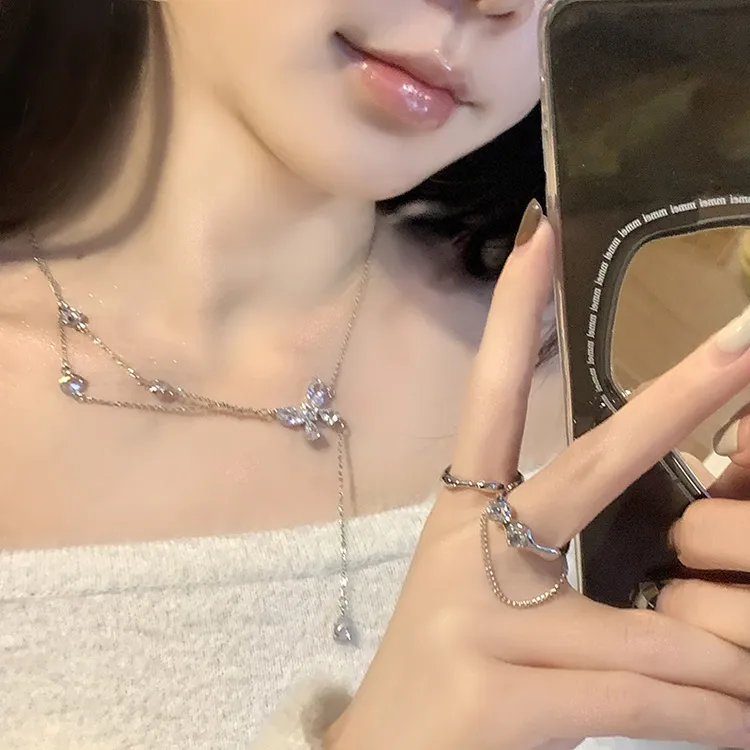 钨合金陶瓷项链 超闪仙气水滴蝴蝶项链女锁骨链闪钻2025新款