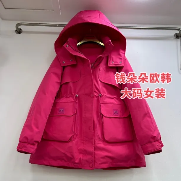 欧韩 2025冬季新款彩色时尚休闲M字母兜收腰派克棉服（衣长78cm）