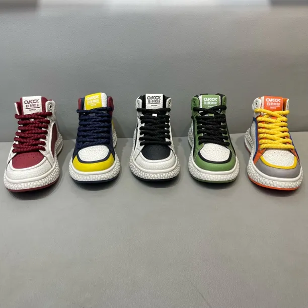 2025秋冬新款男士休闲风耐磨户外运动鞋潮流时尚百搭男鞋