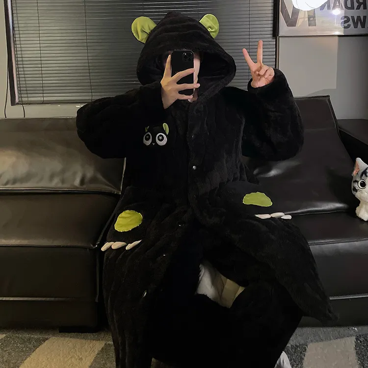 新款睡衣男士冬季加绒加厚款三层夹棉青少年珊瑚绒睡袍家居服套装