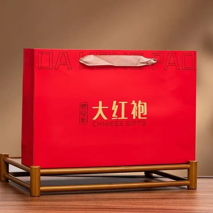 【中秋送礼必备】匠心制作乌龙茶大红袍茶叶烟条装配礼袋适合送礼