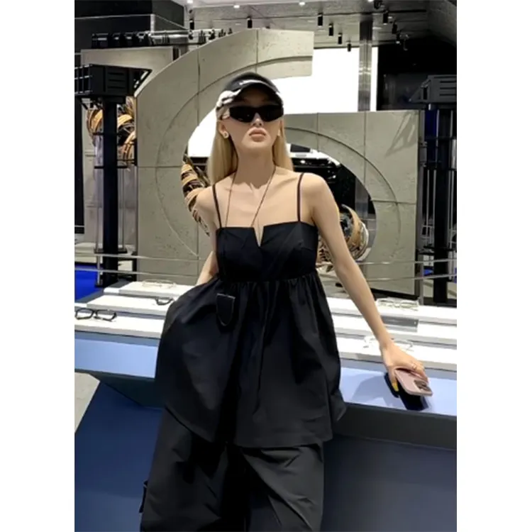 2025夏季新款修身显瘦穿搭小众数据库吊带上衣休闲简约宽松长裤女