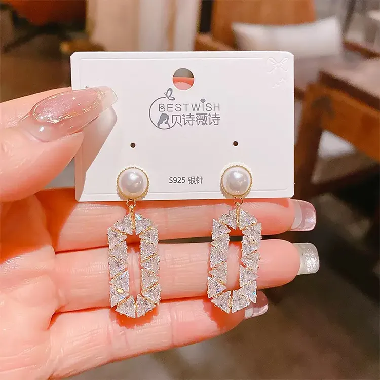 925银耳饰 贝诗925银针真金电镀轻奢椭圆满钻耳坠设计款