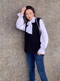 商场同款秋款女装圆领宽松小香风设计感坎肩背心马甲上衣1300860