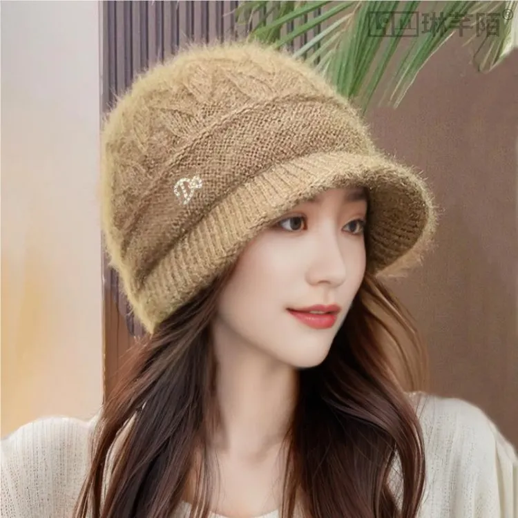 新款松鼠绒双层毛线帽时尚洋气百搭保暖中老年人女式秋冬针织帽子