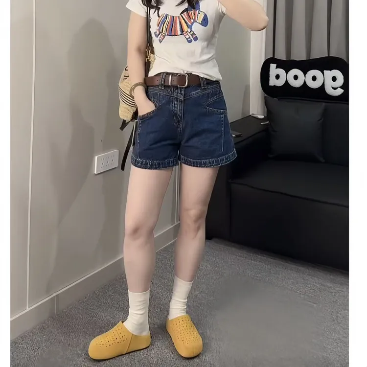 唐芯媛夏季新款薄款热裤阔腿高腰个性休闲风短裤时尚成人夏季裤