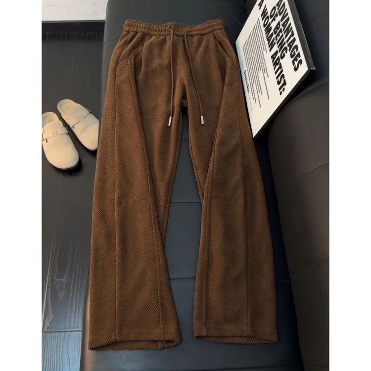 美拉德咖色雪尼尔阔腿裤男款秋冬宽松直筒重磅斜切肌理感针织卫裤