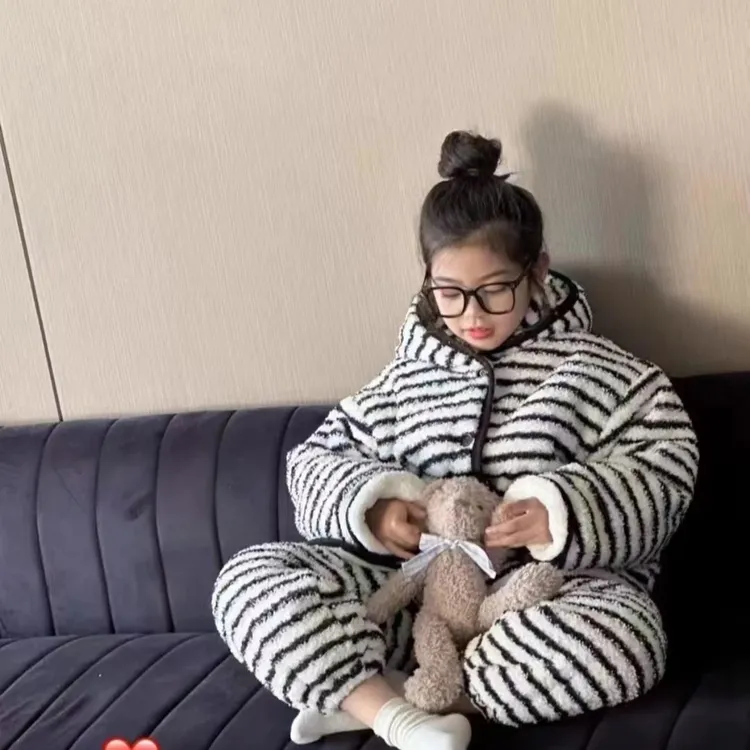 【超级加厚】男女童睡衣洋气套装条纹带帽软糯保暖一件过冬家居服